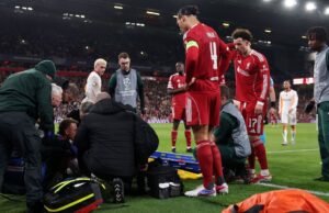 Noa Lang dilarikan ke rumah sakit setelah cedera parah vs Liverpool | Sepak Bola | Olahraga