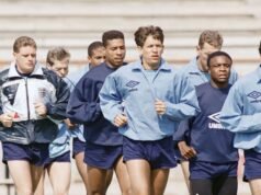 Bintang Inggris yang menjadi tukang pos harus menjual memorabilia untuk pot pensiun | Sepak Bola | Olahraga