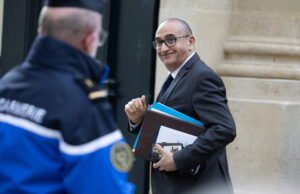 Pelanggaran menghirup dinitrogen oksida, pengawasan video algoritmik, penggeledahan tanpa permintaan… Laurent Nuñez menyampaikan undang-undang keamanan barunya yang berganti nama menjadi “Ripost”