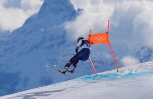 Lindsey Vonn belum siap membahas masa depannya di balap ski saat dia pulih dari kecelakaan Olimpiade