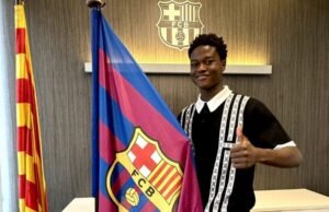 Barcelona menawarkan untuk mempromosikan pemain permata La Masia berusia 17 tahun itu ke skuad U-19 secara penuh