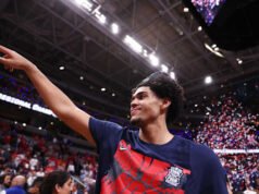 Mahasiswa baru Koa Peat membantu membawa Arizona ke Final Four of March Madness