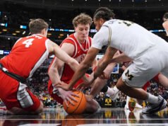 Aday Mara membantu No. 3 Michigan mengalahkan Ohio State 71-67 di turnamen Sepuluh Besar