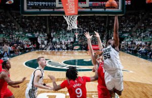 Nomor 8 Michigan State mengalahkan Rutgers 91-87 sebelum menutup musim reguler di Nomor 3 Michigan