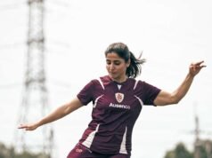 Pemain sepak bola wanita Iran yang mendapat suaka di Australia digambarkan sedang berlatih di Brisbane