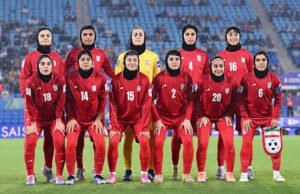 Tim sepak bola wanita Iran disambut dengan upacara penyambutan di Teheran