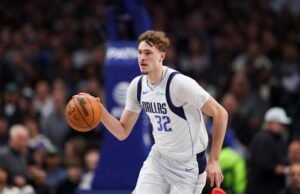 Cooper Flagg di lineup awal Mavericks vs. Magic setelah absen 8 pertandingan karena cedera kaki