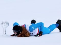 Goggia menang untuk mengunci gelar super-G Piala Dunia. Aicher semakin menutup kesenjangan dengan pemimpin keseluruhan Shiffrin