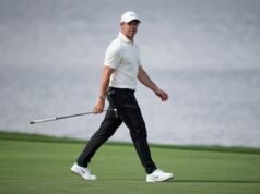 Rory McIlroy mengundurkan diri dari Bay Hill karena kejang punggung saat golf memasuki babak besar