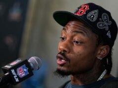 Patriots memberi tahu penerima Pro Bowl 4 kali Stefon Diggs bahwa dia akan dibebaskan minggu depan, kata sumber AP