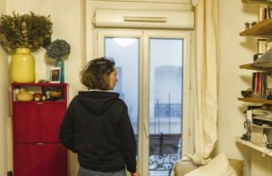 “Saya akhirnya menemukan kontrak permanen tetapi pada tanggal 1 April, saya mungkin sudah berada di jalan”: penggusuran sewa, ledakan kekerasan sosial