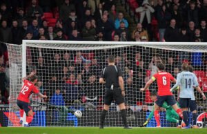 Wirtz dari Jerman menghancurkan Swiss dan White caps Inggris kembali sebagai pahlawan dan penjahat