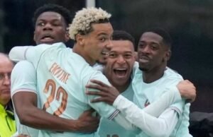 Kylian Mbappé pulih dari cedera lutut dan memicu kemenangan 2-1 Prancis atas Brasil di Piala Dunia