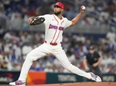 Phillies menyetujui kontrak 6 tahun dengan starter hari pembukaan Cristopher Sánchez