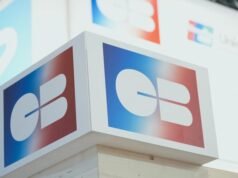 Pembayaran dengan kartu bank: untuk menyimpan transaksi di Prancis, jangan lupa klik piktogram CB