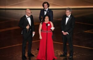 Pelatih Warriors Steve Kerr menjadi bagian dari kemenangan pendek dokumenter Oscar dengan ‘All the Negative Rooms’