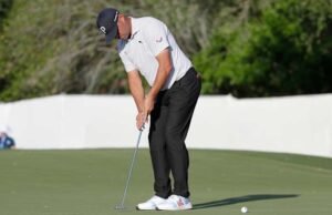 Gary Woodland tetap memimpin di Houston saat ia mengincar kemenangan pertama sejak AS Terbuka