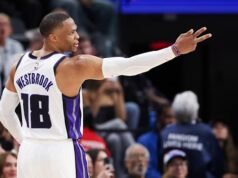 Westbrook mencetak triple-double dalam kemenangan Kings 118-109 saat Clippers kehilangan Leonard karena pergelangan kaki terkilir