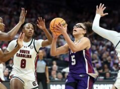 Edwards, kekuatan Makeer Carolina Selatan melewati TCU 78-52 untuk mencapai Final Four
