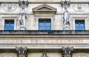 Kebebasan berekspresi di tempat kerja: hak-hak karyawan semakin mengancam kepentingan perusahaan