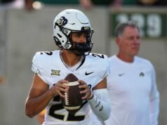 Quarterback Colorado Dominiq Ponder meninggal dalam kecelakaan mobil pada usia 23 tahun, kata polisi