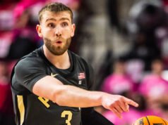 Smith Dinobatkan sebagai Finalis Cousy Award untuk Tahun Ketiga Berturut-turut – Purdue Boilermakers