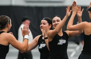 Pembuat Boiler Menjatuhkan Hoosiers, 4-2 – Pembuat Boiler Purdue