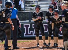 Softball Berlayar Menuju Dua Kemenangan Aturan Lari – Purdue Boilermakers