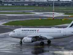 Air France menghentikan angkutannya di Orly, EasyJet dan Transavia mencoba memulihkan pelanggannya
