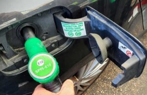 Bahan Bakar: Mengapa berbahaya jika mengisi tangki sampai penuh?