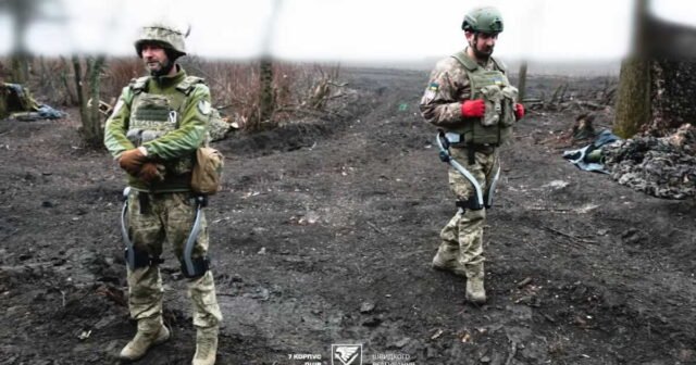 des-exosquelettes-hyppershell-testes-par-les-soldats-ukrainiens-pour-courir-a-pres-de-20-km-h.jpg