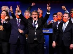 Laporta berbicara tentang Xavi, kontroversi seputar kembalinya Messi, Deco, Laporta, Font – ‘Syukurlah kami menyingkirkannya’