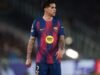 Flick memberikan persetujuannya atas kesinambungan bintang veteran Barcelona itu setelah musim ini