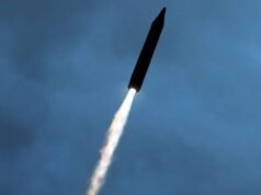 Korea Utara menembakkan selusin rudal balistik ke arah Laut Jepang, kata Korea Selatan