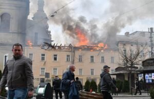 Video. Serangan drone Rusia merusak pusat bersejarah Lviv, Ukraina