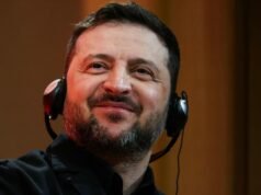 LANGSUNG, perang di Ukraina: Volodymyr Zelensky melakukan perjalanan ke Inggris pada hari Selasa, sebelum pergi ke Madrid