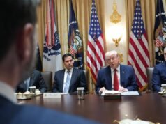 LANGSUNG – Donald Trump menolak ultimatumnya dan memastikan akan berdiskusi dengan Iran "berjalan dengan sangat baik"