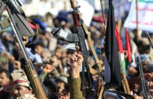 Hidup. Perang di Timur Tengah: Konflik memasuki bulan kedua, Houthi berperang melawan Israel