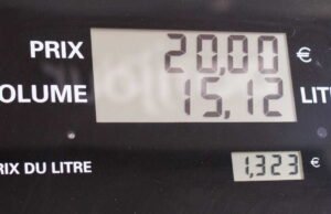 Arab Saudi mengantisipasi harga satu barel minyak pada $180 tetapi khawatir akan penurunan permintaan