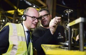 100,000 pekerjaan terancam atau dihilangkan: ArcelorMittal, Vencorex, Bosch, Arc France… Pemerintah terjebak oleh krisis industri