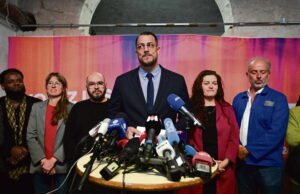 “Tangan ini memukul saya selama berbulan-bulan”: di Marseille, Payan membenarkan dirinya sendiri dan LFI mempertahankan daftarnya di 4 sektor di mana kelompok ekstrim kanan tidak mengancam