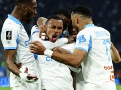 Sepak bola. OM menggulingkan OL di Vélodrome dan kembali terpaut dua poin dari podium Ligue 1