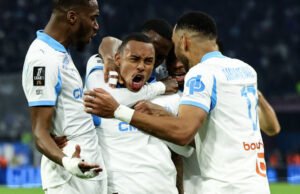 Sepak bola. OM menggulingkan OL di Vélodrome dan kembali terpaut dua poin dari podium Ligue 1