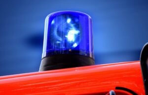 Isère. Seorang pemuda warga Isère yang datang menemui OM di Marseille jatuh hingga tewas dari balkon sebuah apartemen