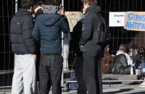 kebuntuan di Sciences Po Strasbourg atas pluralisme demokratis