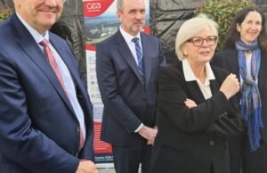 Menteri Angkatan Bersenjata di jantung lokasi strategis untuk produksi hulu ledak nuklir