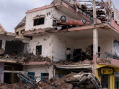 Perang Langsung di Timur Tengah. Iran mengatakan siap menghadapi perang setidaknya enam bulan, depot minyak di Teheran diserang