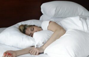 Kesehatan. Panas, kebisingan, hiperkoneksi… mengapa tidur orang Prancis terus memburuk