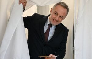 Live Municipal 2026. Di Paris, Grégoire (PS) unggul jauh dengan 36,5% di depan Dati (LR) dengan 24,9%