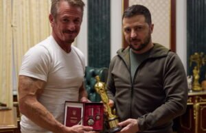 Perang di Ukraina. Dia tidak mengumpulkan Oscar-nya karena alasan yang bagus: Sean Penn ada di Kyiv